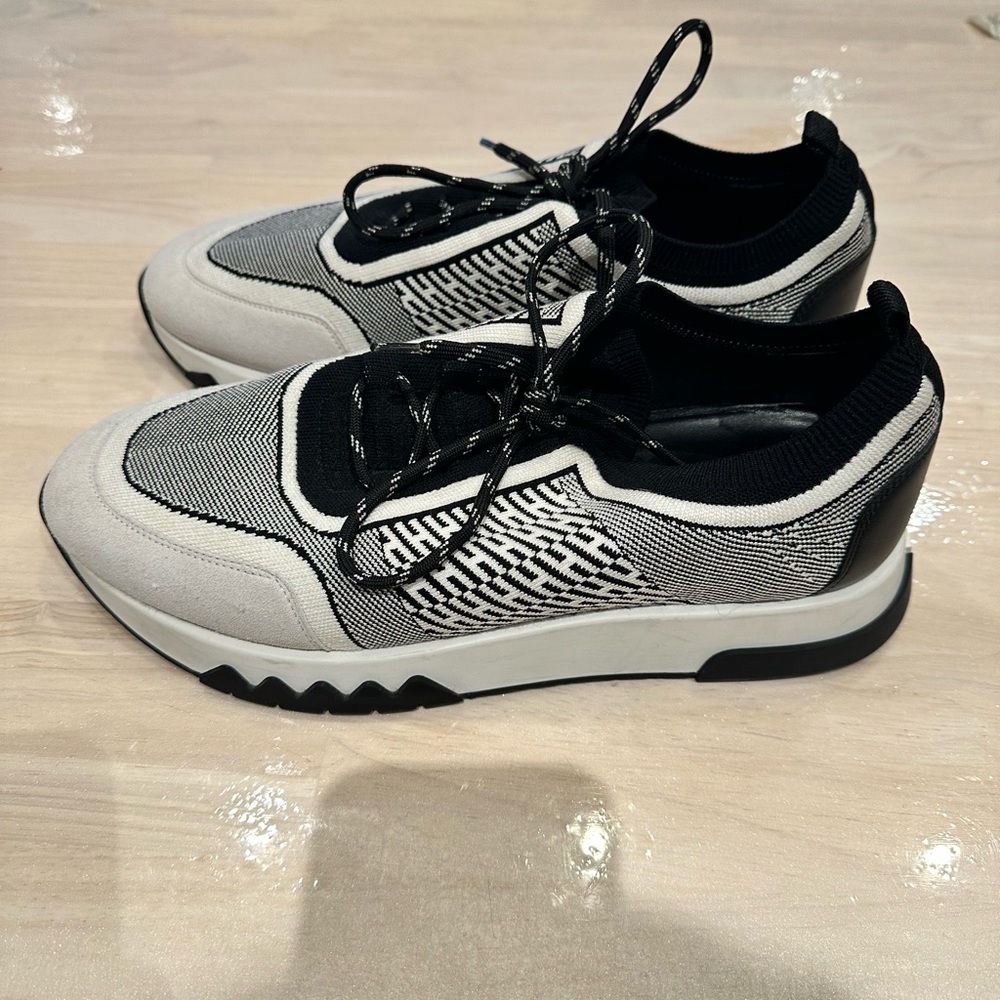 Mens Hermes Addict Shoes Size 8 Eu 41 Black and White